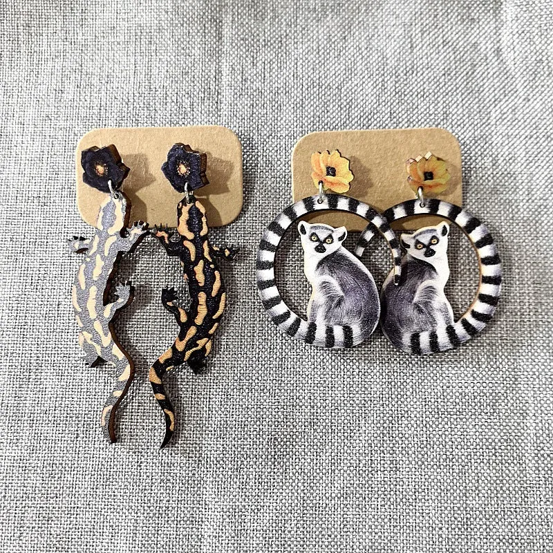 Wholesale 10pcs Fox, Magpie, Duck, Gecko, Skunk, Skunk, Suit, Animal Earrings