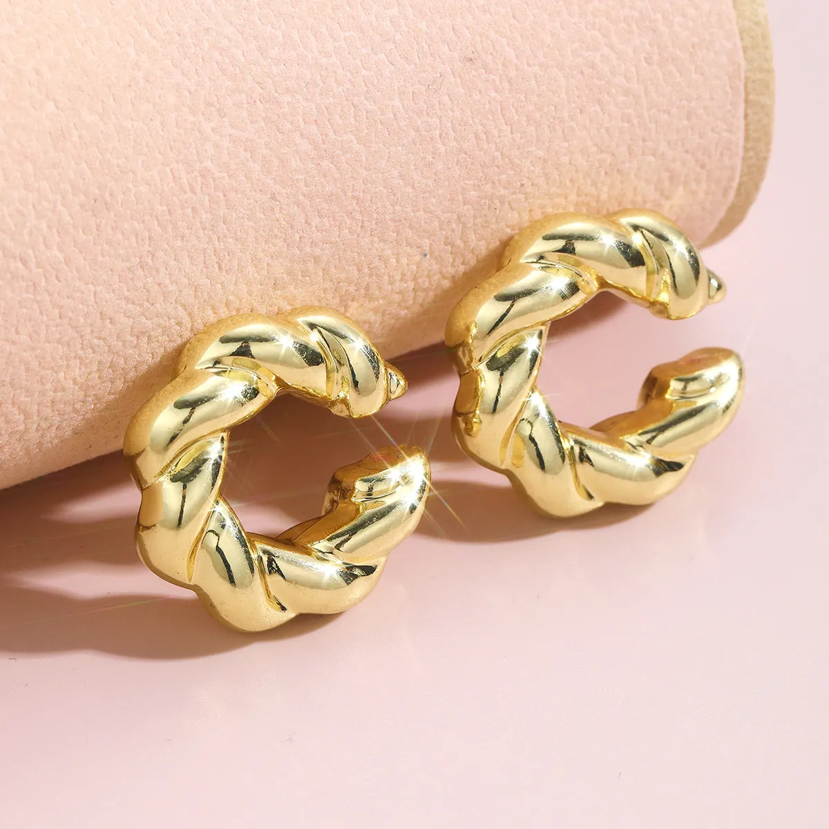 Wholesale 18k plated thick cylindrical tube hollow ear clip