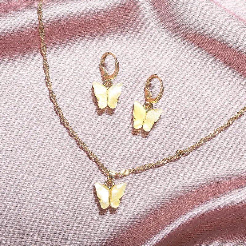 Wholesale 2pcs/pack Fashionable New Acrylic Butterfly Necklace Earrings Super Fairy Tassel Necklace Set