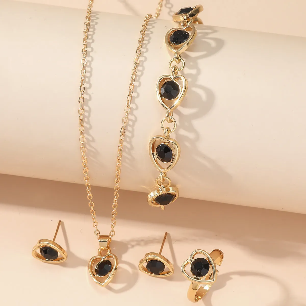 Wholesale 4pcs/pack Popular Hollow Love Earrings, Bracelets, Necklaces, Rings Jewelry