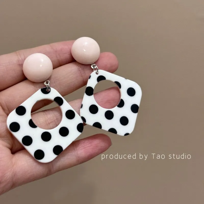 Wholesale 80s retro Hong Kong style earrings