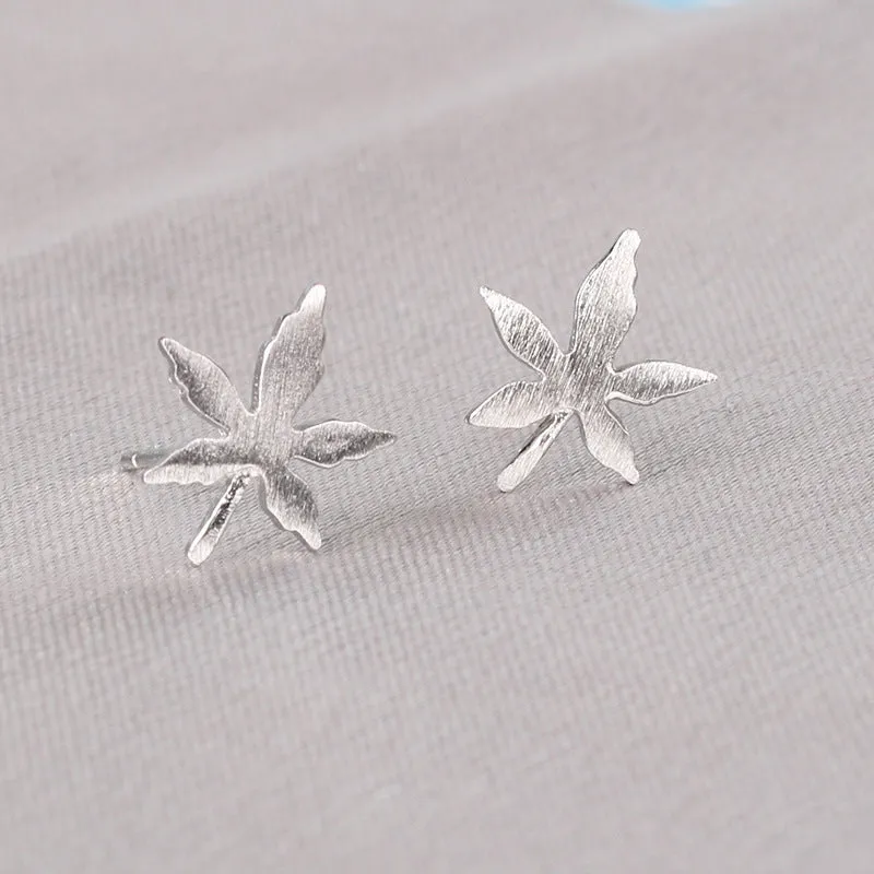 Wholesale 925 Sterling Silver Pin Mini Love Earrings