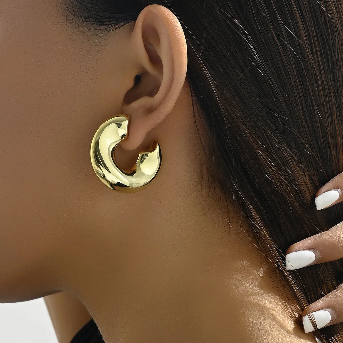 Wholesale all-match c-type big irregular polka dot personality exquisite earrings