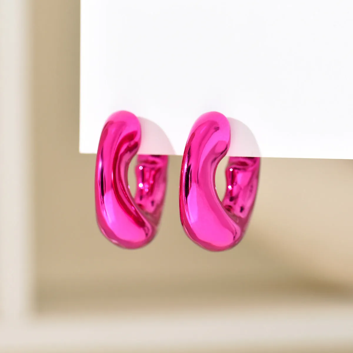 Wholesale all-match c-type big irregular polka dot personality exquisite earrings
