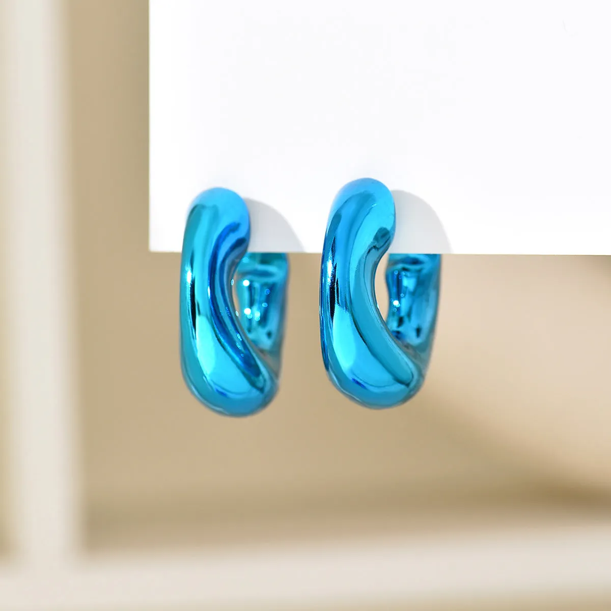 Wholesale all-match c-type big irregular polka dot personality exquisite earrings