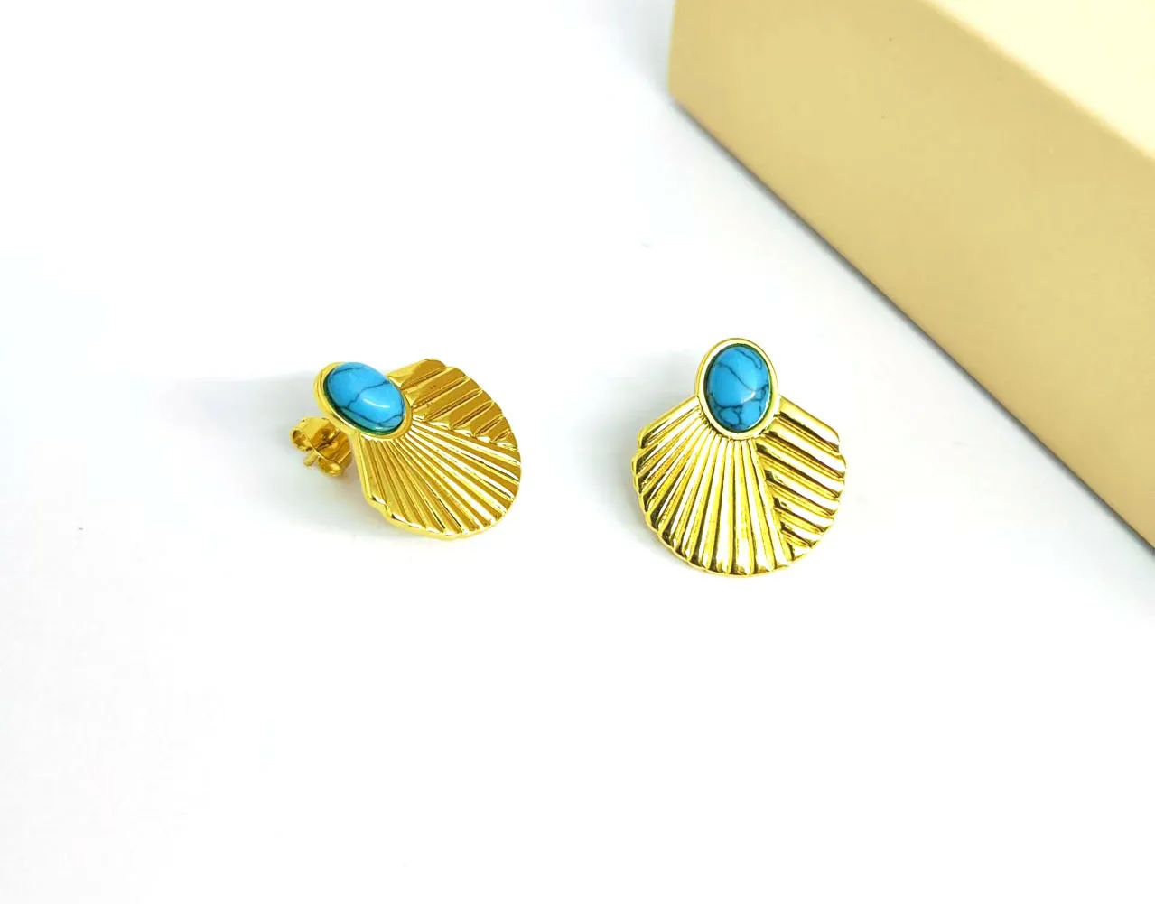 Wholesale All-Match Stainless Steel Retro Artistic Court Style Earrings