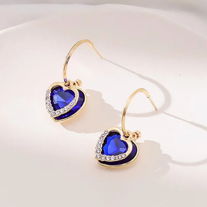 Wholesale Anti-allergy earrings women's light luxury niche design earrings temperament high-end earrings Valentine's Day gift