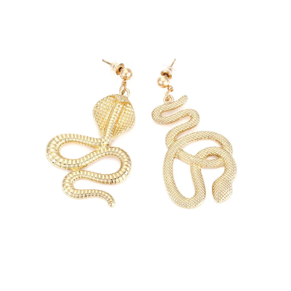 Wholesale Asymmetric Snake Vintage Alloy Earrings