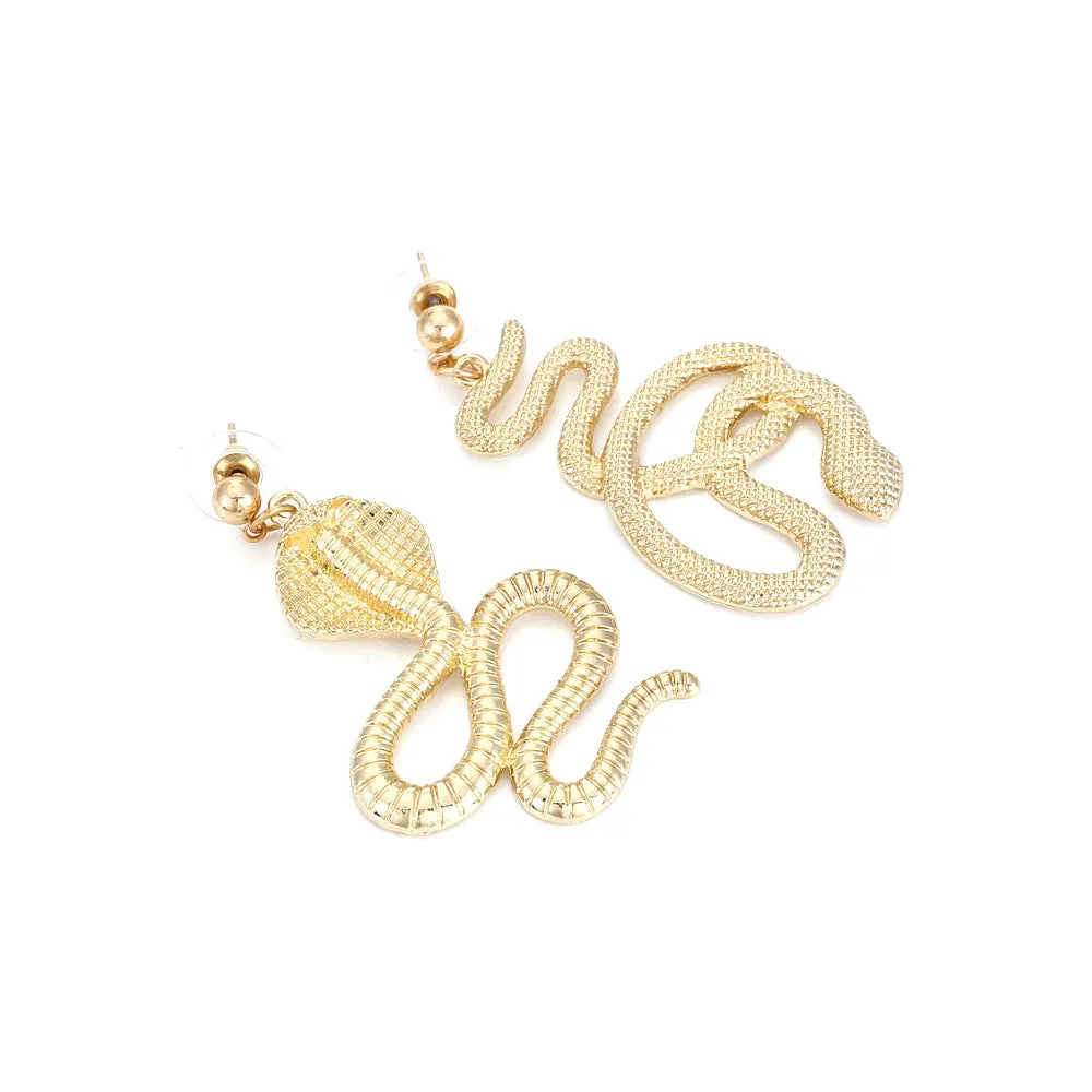 Wholesale Asymmetric Snake Vintage Alloy Earrings