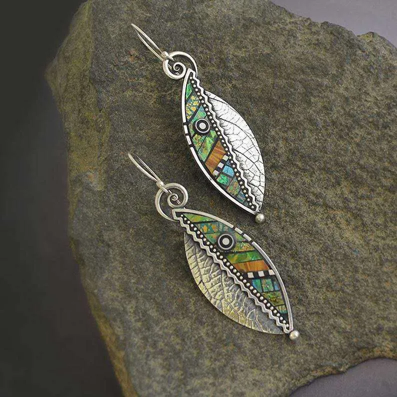 Wholesale Brocade Iridescent Green Leaf Zigzag Artificial Wood Leaf Earrings