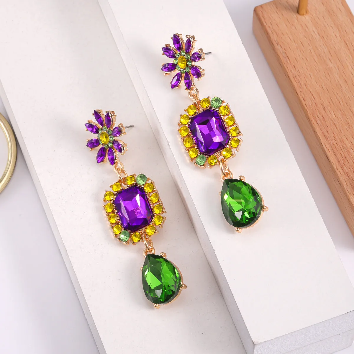 Wholesale carnival earrings classic three-color diamond personality jewelry