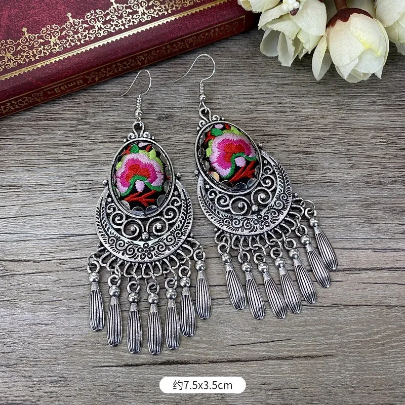 Wholesale Chinese Retro Alloy Earrings