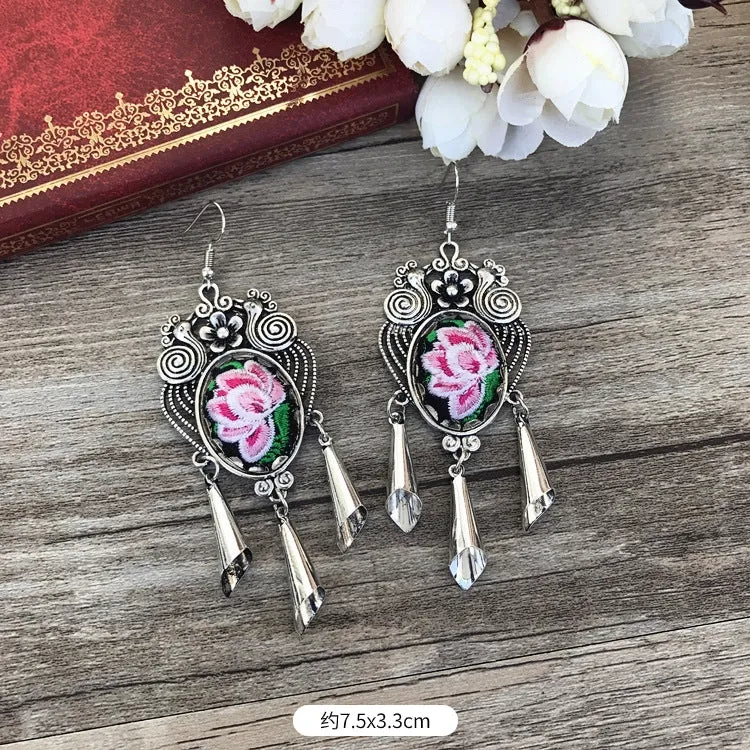Wholesale Chinese Retro Alloy Earrings