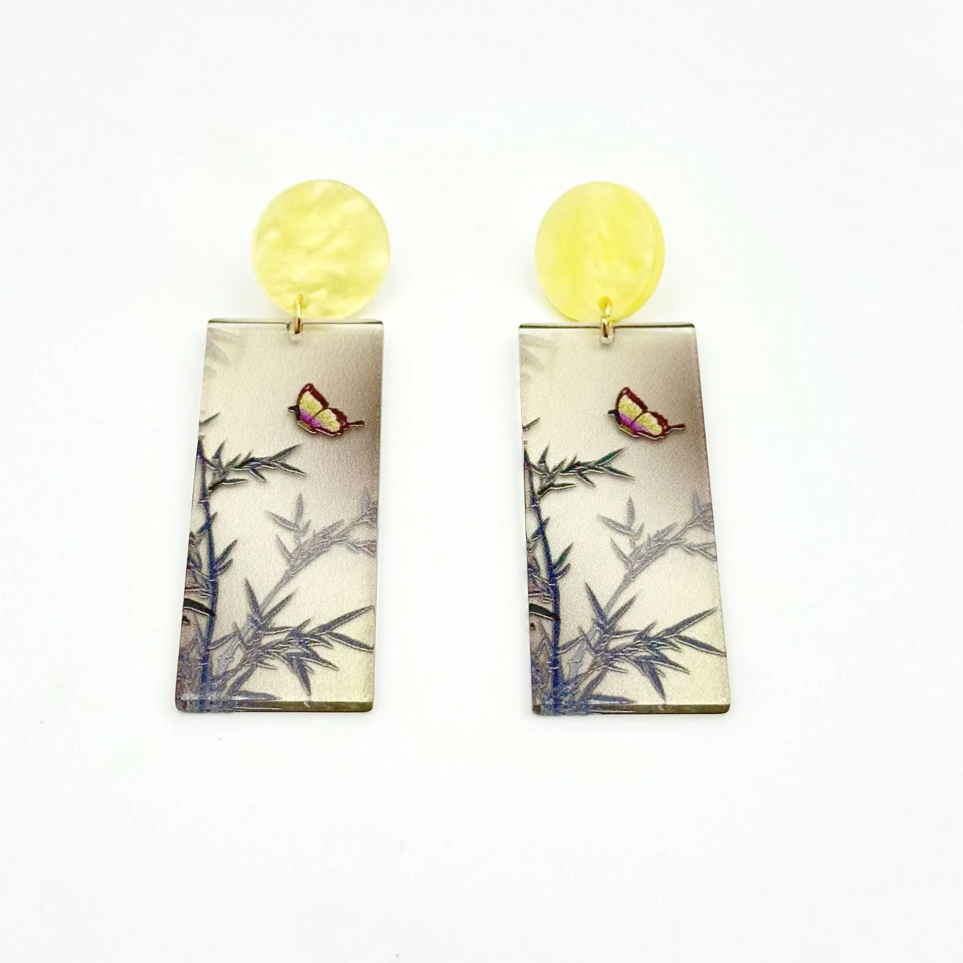 Wholesale Chinese Style Bamboo Flower Standing Print Acrylic Earrings