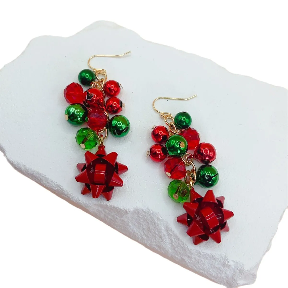 Wholesale Christmas series exaggerated red and green color snowflake Bell tassel Carnival earrings