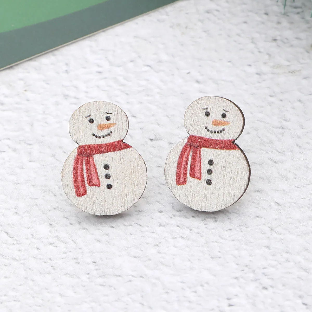 Wholesale Christmas Snowman Christmas Tree Socks Snowflakes Cute Wooden Earrings