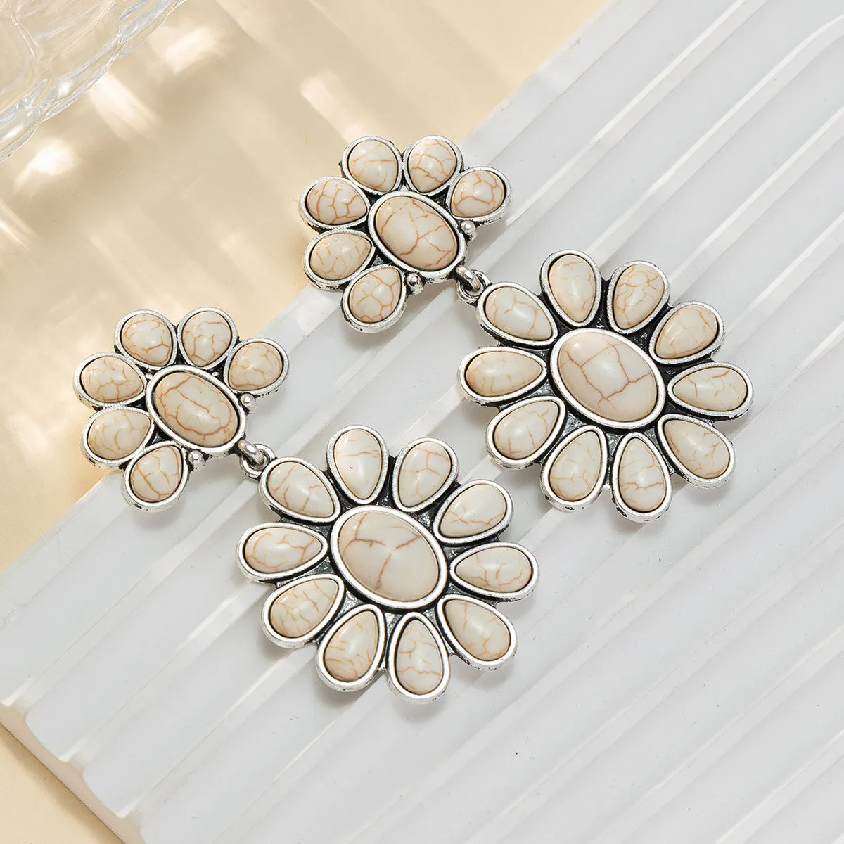 Wholesale Classic and elegant Bohemian style turquoise alloy earrings