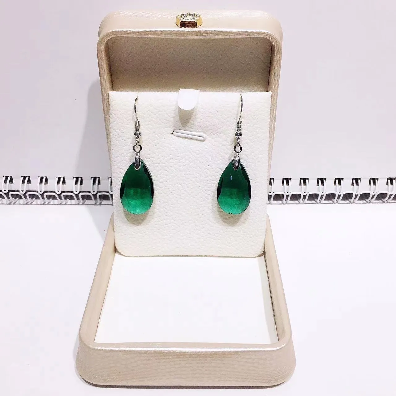 Wholesale crystal glass water drop fashion net red earrings