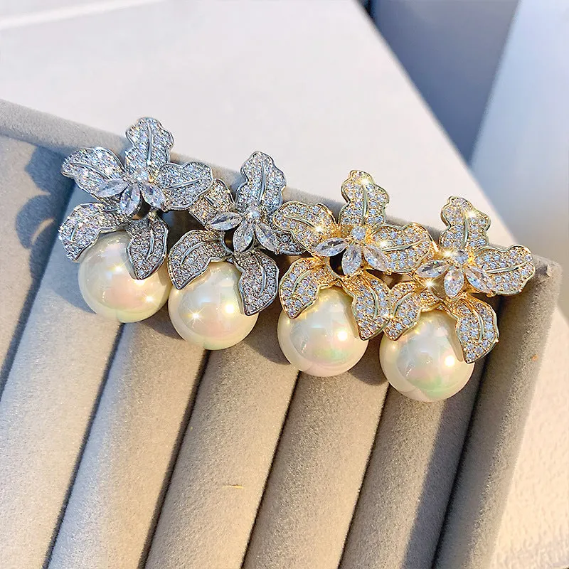 Wholesale Crystal petal earrings elegant pearl earrings