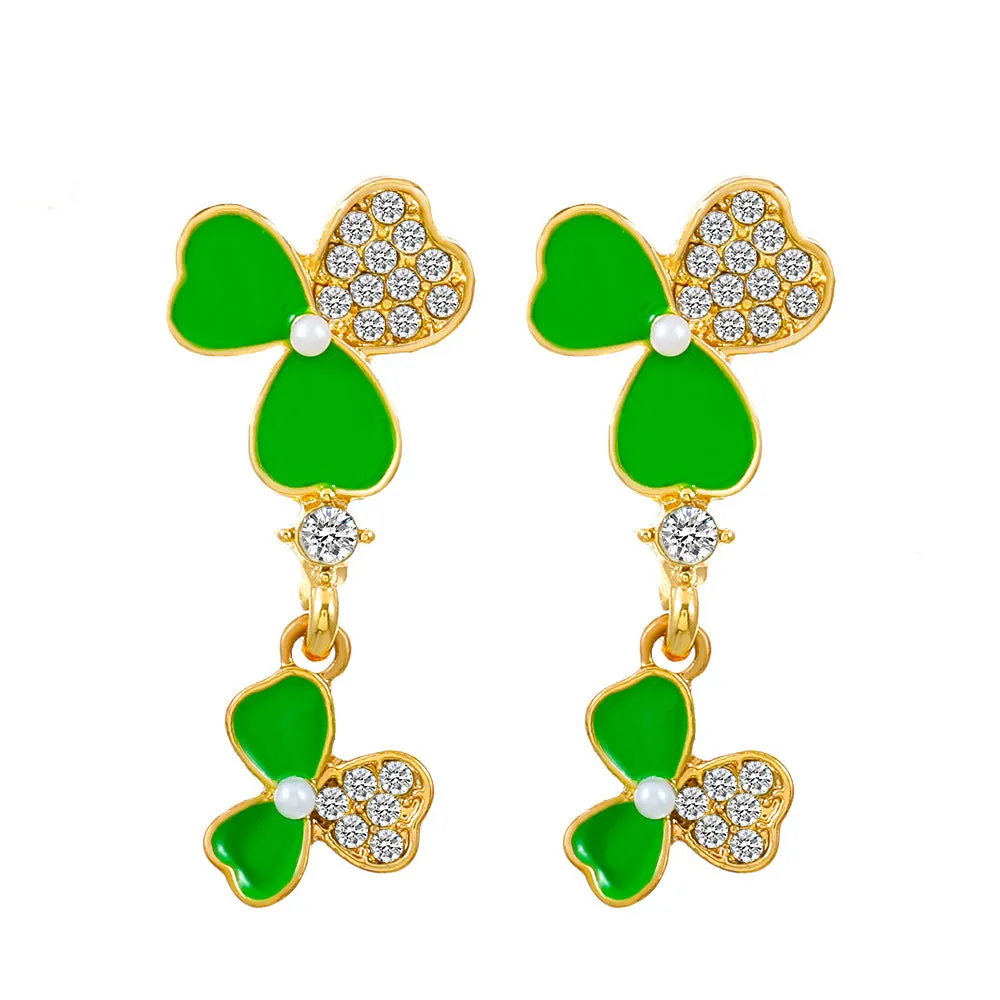 Wholesale Diamond Clover Elegant Long Tassel Three-petal Grass Earrings St. Patrick's Day
