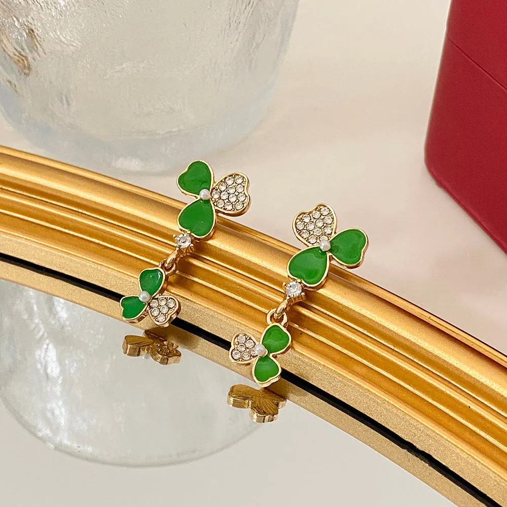 Wholesale Diamond Clover Elegant Long Tassel Three-petal Grass Earrings St. Patrick's Day