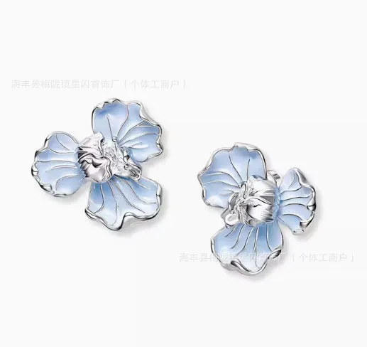 Wholesale elegant temperament dopamine small flower silver earrings Valentine's Day gift