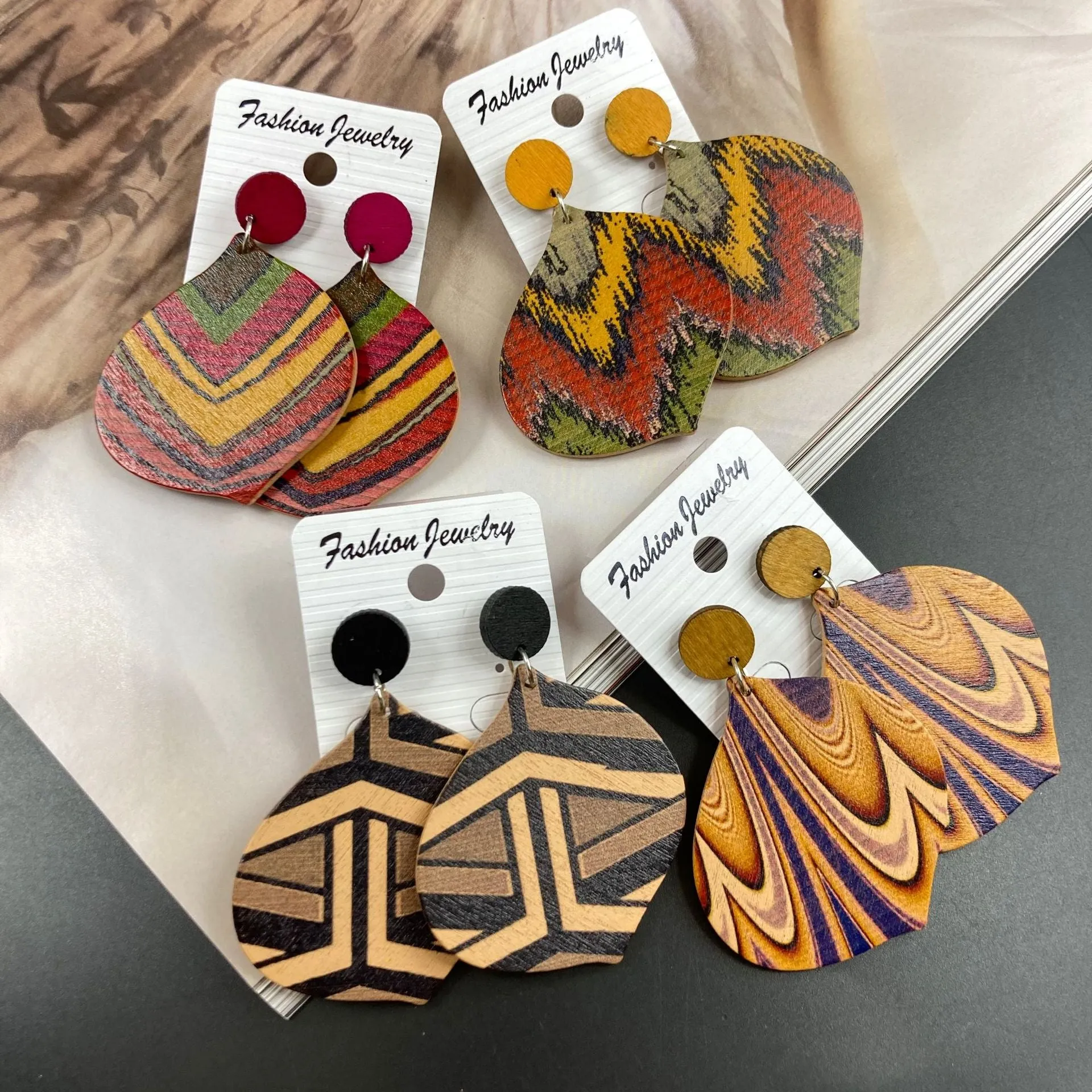 Wholesale Ethnic Style Retro Streamline Pattern Leaf Shape Long Earrings
