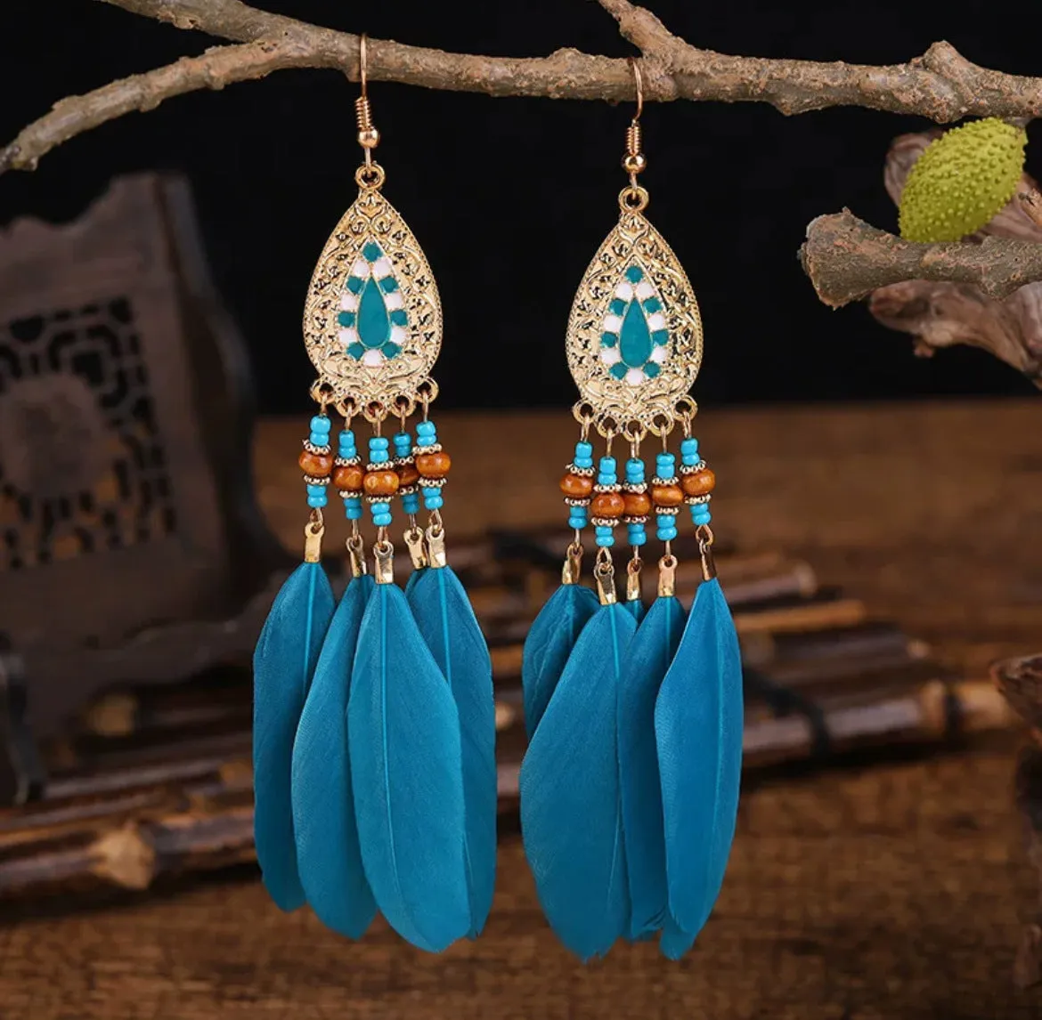 Wholesale Ethnic style super fairy high-end feather earrings