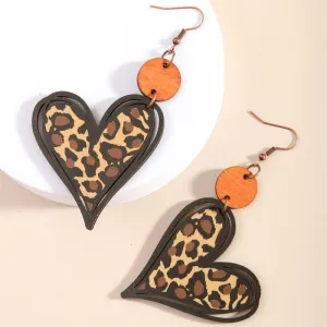 Wholesale European and American Hollow Leopard Print Wooden Heart-shaped Round Wooden Pieces Women's Earrings
