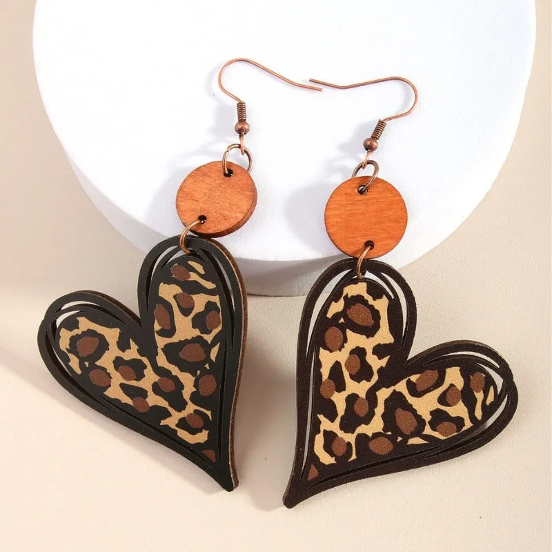 Wholesale European and American Hollow Leopard Print Wooden Heart-shaped Round Wooden Pieces Women's Earrings
