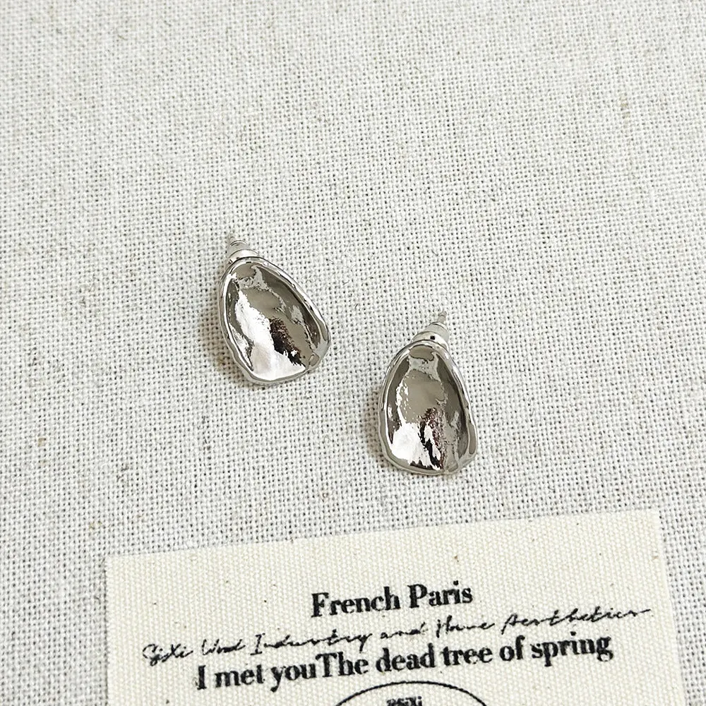 Wholesale European and American retro Valentine's Day metal earrings 925 sterling silver cold style handmade texture silver gold earrings