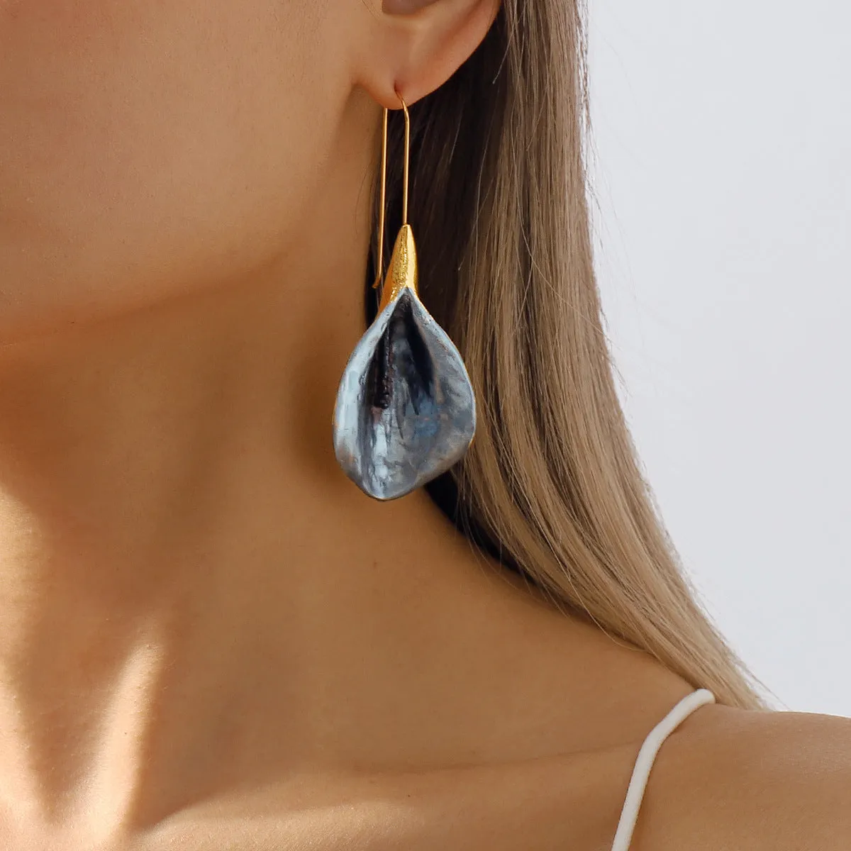Wholesale Fashion Colorful Floral Alloy Oil Drop Long Earrings