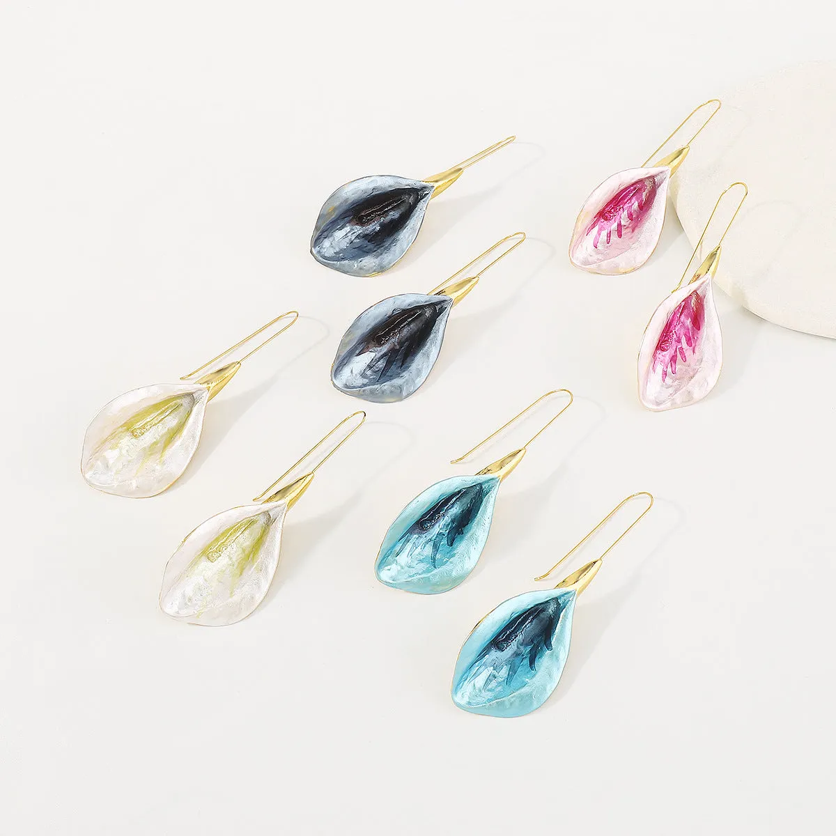Wholesale Fashion Colorful Floral Alloy Oil Drop Long Earrings