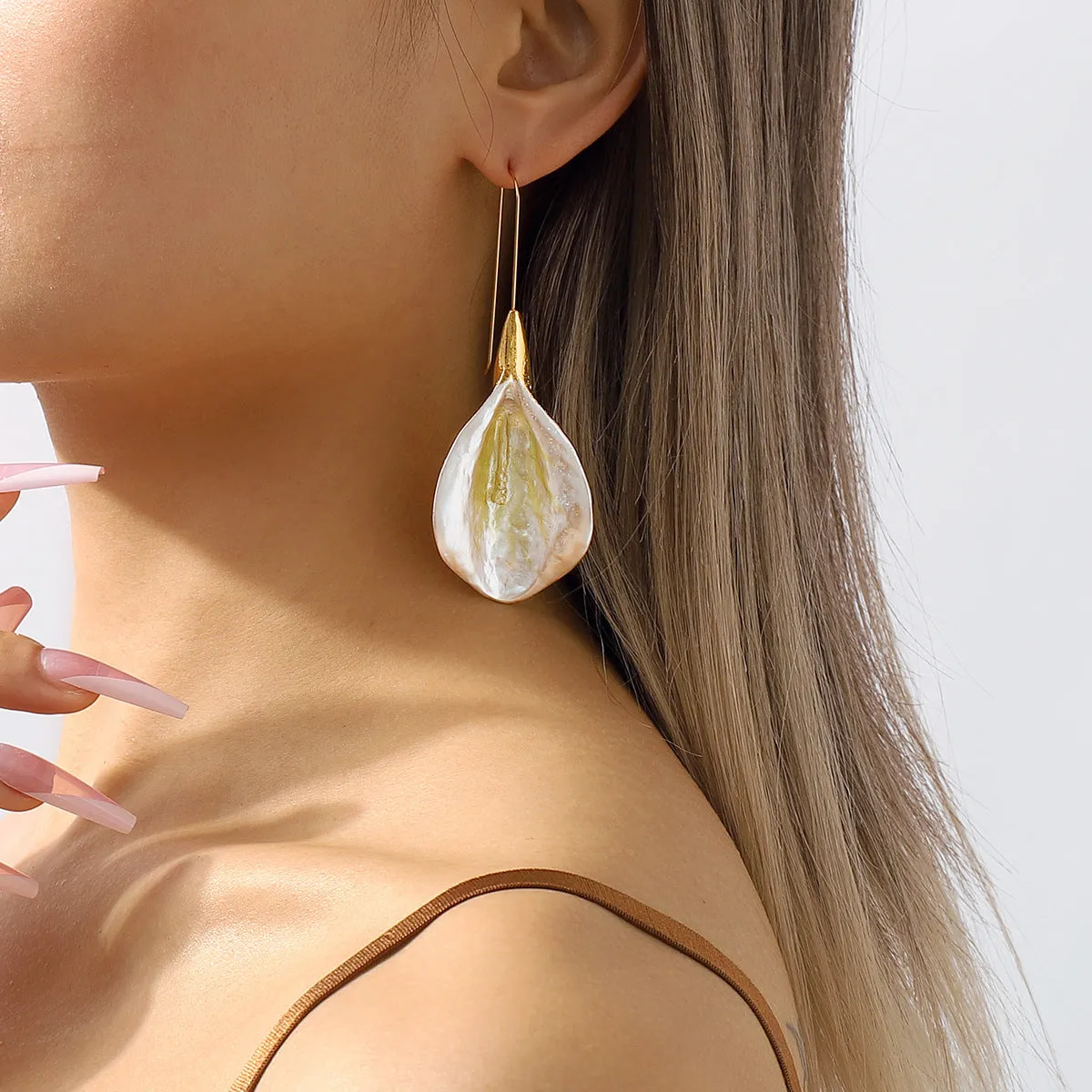 Wholesale Fashion Colorful Floral Alloy Oil Drop Long Earrings