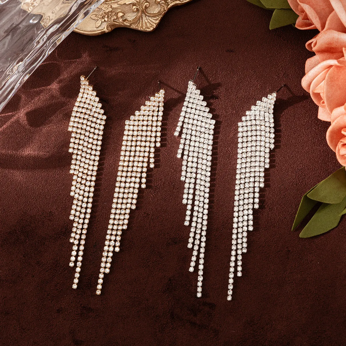 Wholesale Fashion Diamond-encrusted Women's Earrings Valentine's Day for Girlfriend Light Luxury High-end Earrings