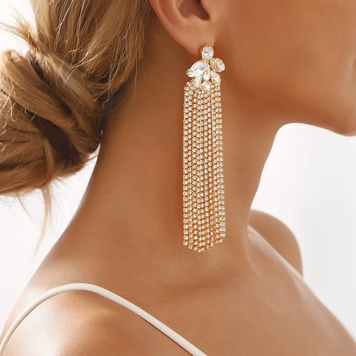 Wholesale Fashion Full Diamond Long Tassel Earrings