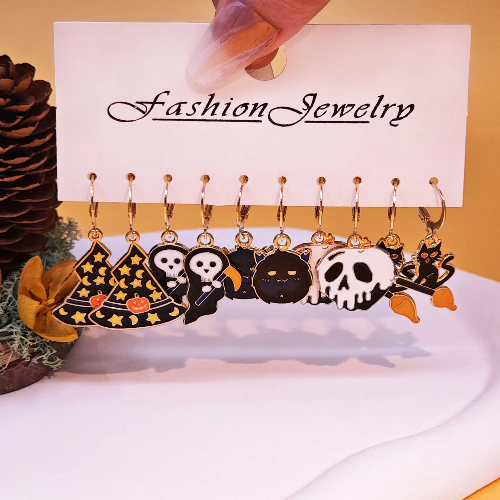 Wholesale Fashion Halloween Pumpkin Black Cat Pendant Earrings Set