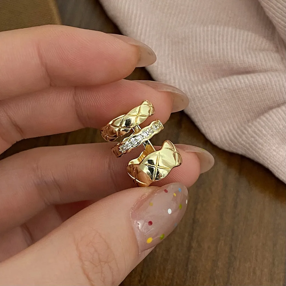 Wholesale Fashion Micro-Inlaid Zirconia Single Ear Cuff