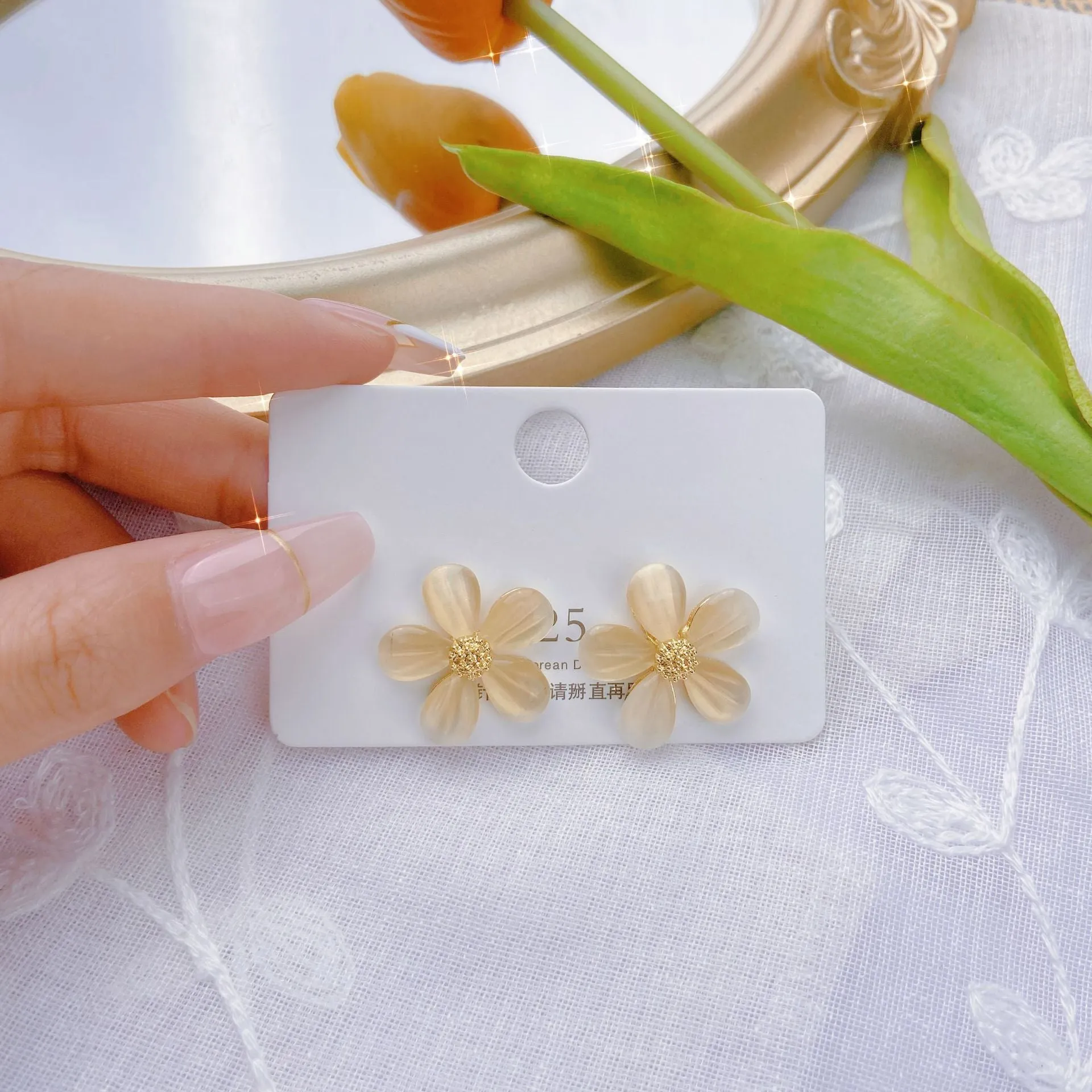 Wholesale Flower Opal Alloy Earrings