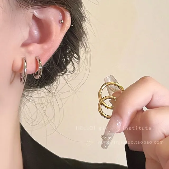 Wholesale Geometric oval high-end cool style earrings