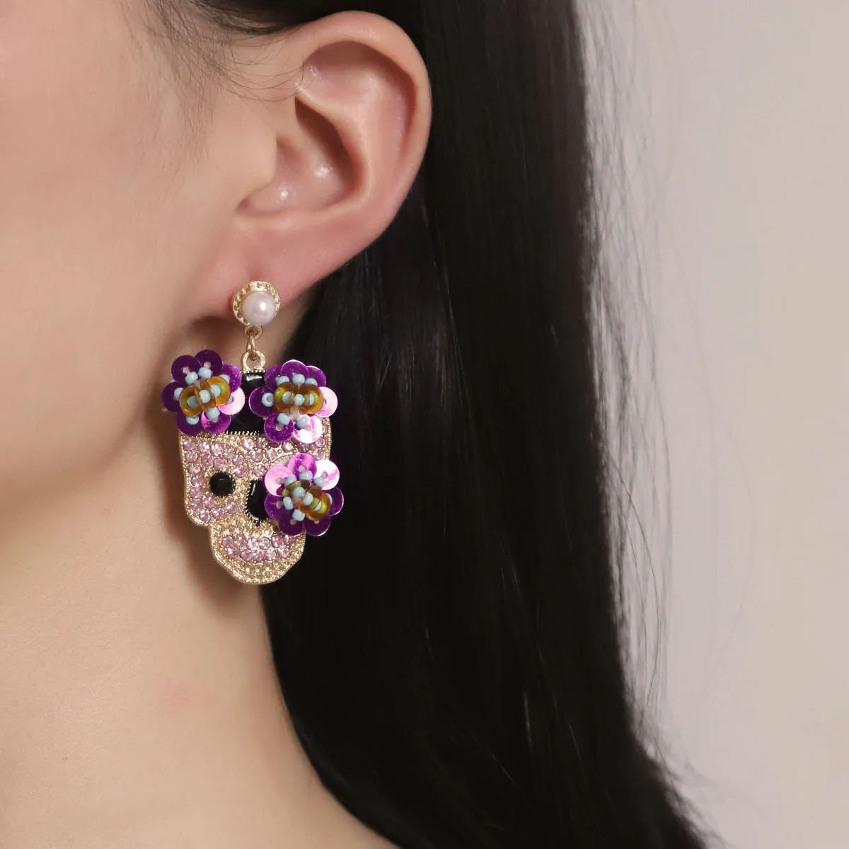 Wholesale Halloween Inlaid Zircon with Sequined Skull Earrings