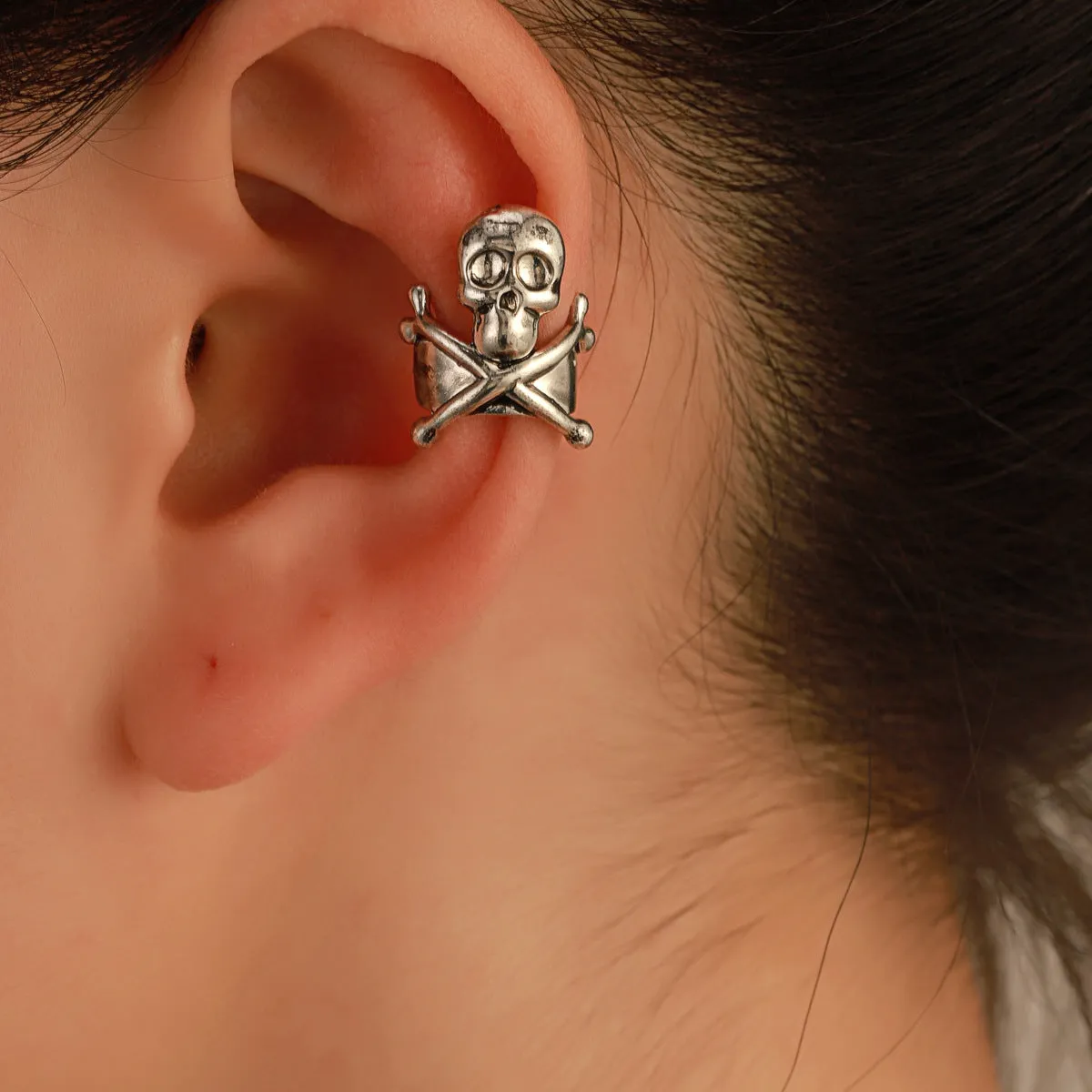Wholesale Halloween Retro Exaggerated Gothic Horror Skull Heart Alloy Earrings