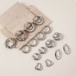Wholesale High-end Oval Smooth Hollow Non Fading Irregular Decorated Titanium Steel Earrings