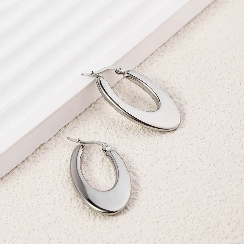 Wholesale High-end Oval Smooth Hollow Non Fading Irregular Decorated Titanium Steel Earrings