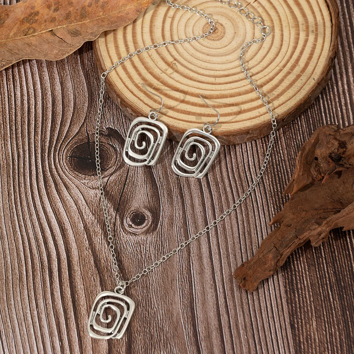 Wholesale Hollow vortex earrings and necklace set