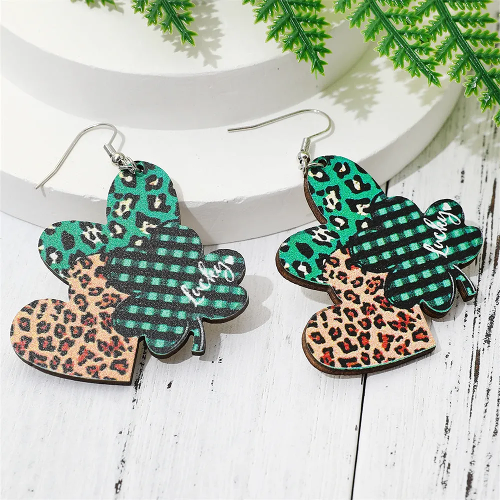 Wholesale Irish Carnival green elf clover earrings wooden love heart St Patrick leaf earrings