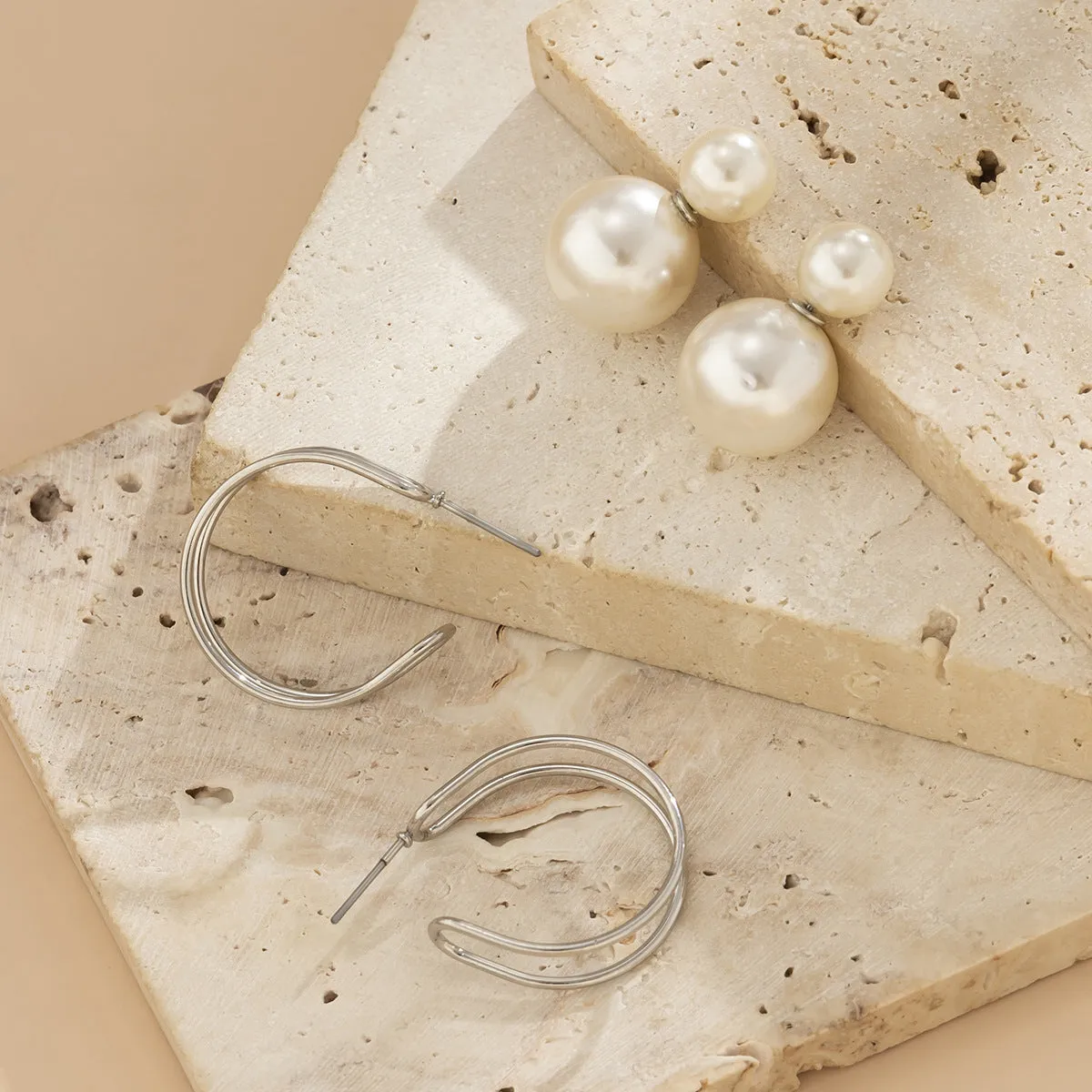 Wholesale Light Luxury Vintage Silver Needle Pearl Earrings