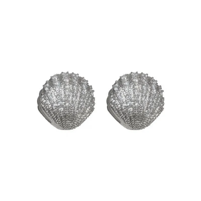 Wholesale luxury diamond-embedded shell ear buckle high-grade elegant white collar exquisite goddess jewelry Valentine's Day