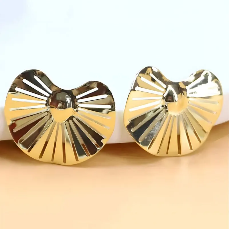 Wholesale Metal Fashion Personality Light Luxury Atmosphere Versatile Geometric Lotus Leaf Shaped Hollow Tassel Earrings