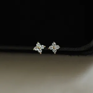 Wholesale Mini  Four-leaf Clover Simple Silver Ear Studs